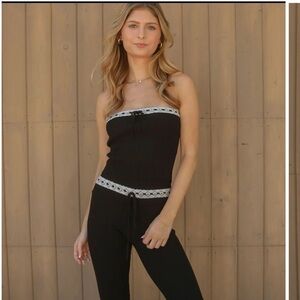 Pretty Garbage NWOT Ribbed Knit Tube Top With Lace Bow Detail